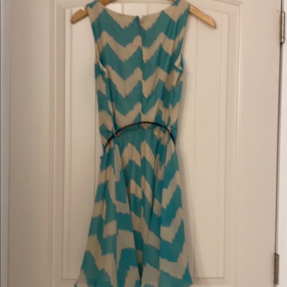 City Studio chevron dress - Picture 5 of 5